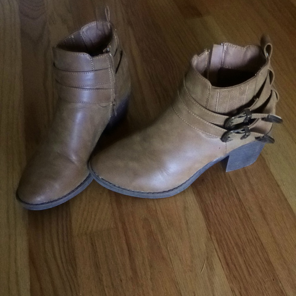 Faux Leather Ankle Boots Sz10